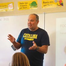 Mr. Ostos brings Venezuela to the Spanish classroom